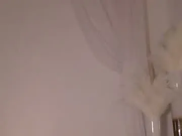 lilbeccaxo on Chaturbate 