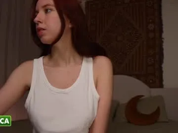 lilla_goddess_of_transforming_ on Chaturbate