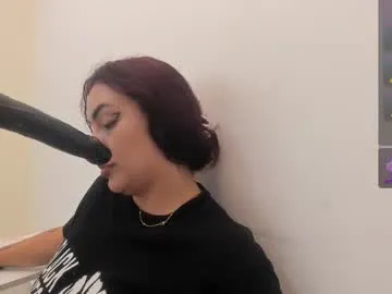 lorena_gate — Ahegado and drolling saliva on tits [7 tokens left] I'm a good girl, but my show ends up a little messy #deepthroat  #fuckmachine #saliva #redhair #messy