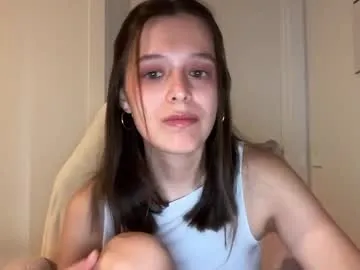 millypetite — Take off shirt, little lady! [547 tokens remaining]