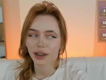 miss_redfox — GOAL: dildo tease [2147 tokens remaining] A girl with a juicy ass loves to dance and put on erotic shows! #redhair  #stockings  #petite #braces #tattoo