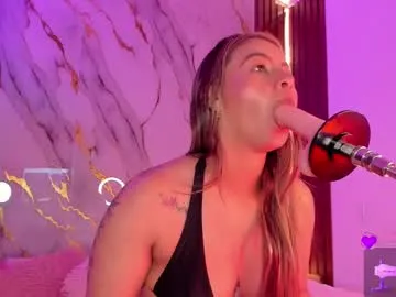 mollylewis18 on Chaturbate 