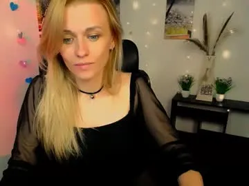 peppymia on Chaturbate 