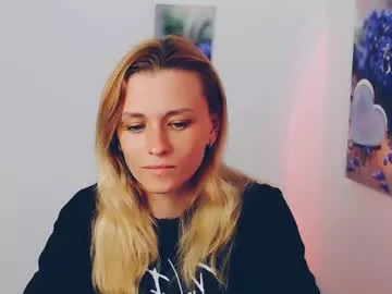 peppymia on Chaturbate 