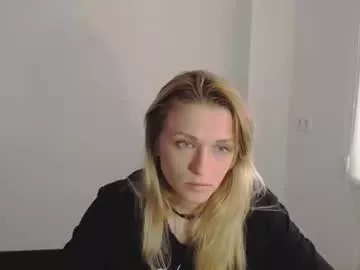 peppymia on Chaturbate 