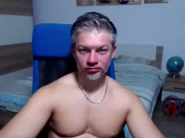 robbyshawz — Hi there!50 tokens for a flash or request!At goal,the top 2 tippers win a cumshow password! #muscle #master #dirty #bigcock #feet
