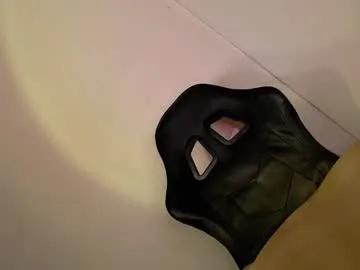 seduce_and_surrender — COME CLOSER TO ME AND i FUCK UR MOUTH AND ASS!!!! nr? cumslut? #mistress #lovense #selfsuck #wifematerial #cum [2222 tokens remaining]