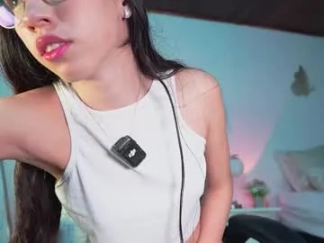 selene_starkk — !My patterns:38/97/98/100/111/222 #smalltits #anal #squirt #skinny #fuckmachine -- Current Goal: sloppy blowjob at 399 tokens -- Next Goal:  Make me Wet 