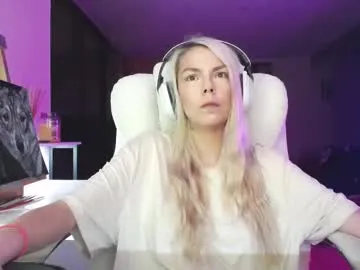 tinykylie — SICK :/ cat and dog need fixed. BIRTHDAY WEEK!! Lovense Lush on - Tip to make me feel good #lovense , #shy , #bigboobs , #gaming , #young