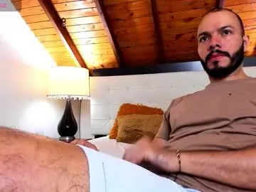 tom_bailey_ — My goal is to take you to the maximum pleasure, we explode together [1555 tokens left] #bigcock #feet #hairy #lovense #master