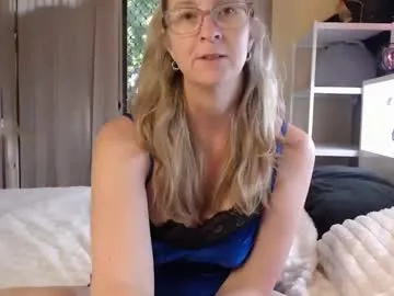 total_aussie_milfs on Chaturbate 