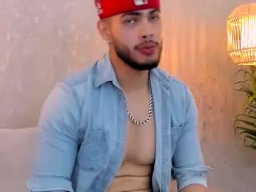 vincentblack_ — GOAL: Naked + Jerk [68 tokens remaining] Hi  #New Ready for fun, Ready for Fuck Follow me in me Social media #bigcock #cum #new #muscle #latino