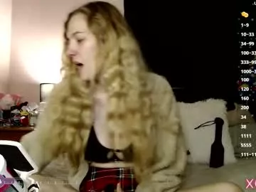 xelliee_rosex on Chaturbate 
