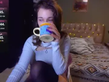 yesofie — Welcome! #joi #bigpussylips #pantyhose #stockings #leggings CUM AGAIN [429 tokens remaining]