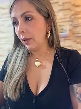 _Abril-Office1 — FirstSquirtForToday / TICKET  16