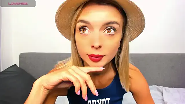 _ellen_meow_ on StripChat 