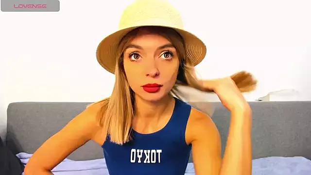 _ellen_meow_ on StripChat 