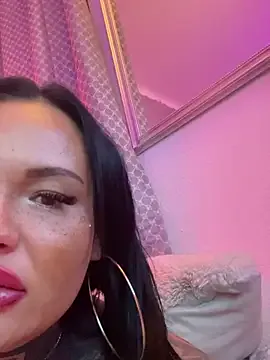 _MelinaCurves_ — 2 hot Videos