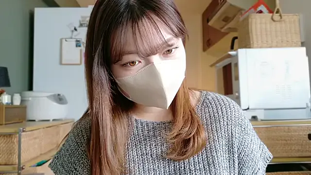 _Yui_ — Freechat on StripChat