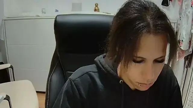 AaliyahHarris on StripChat 