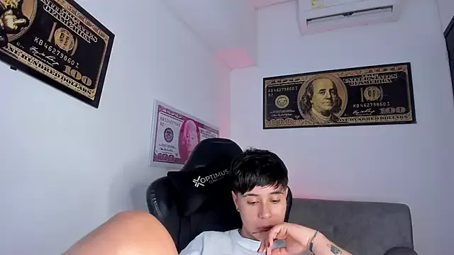 AbbySmiitth_ on StripChat 