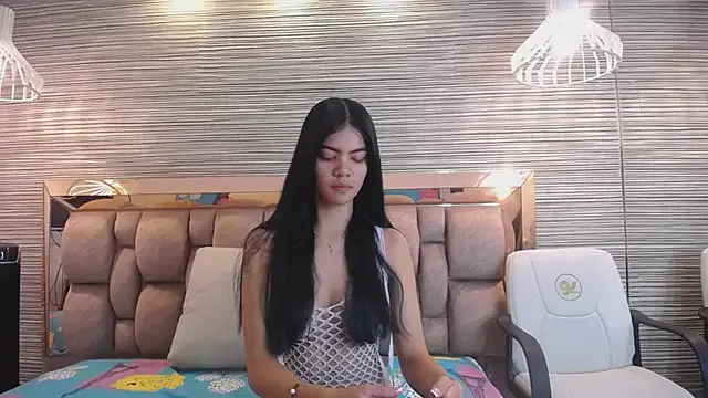 adara_scot on StripChat 