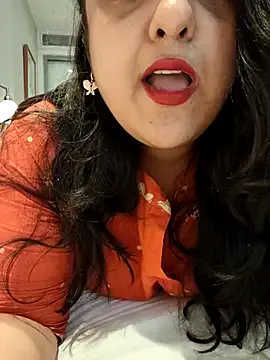 AgniPriya — Pussy spanks