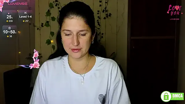 Alianna_Solo_Kisses — Private on StripChat