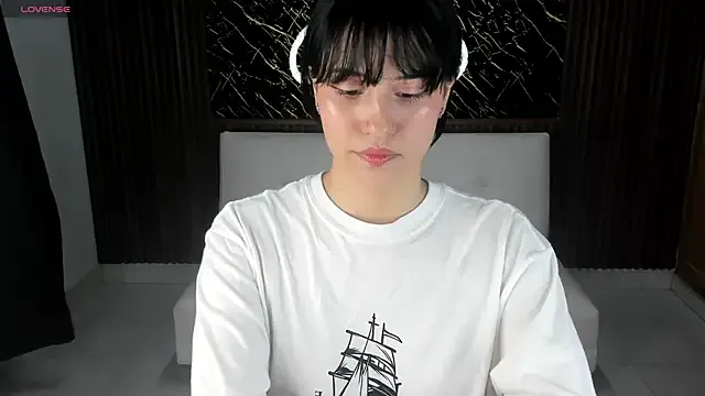 Anna17_ on StripChat 