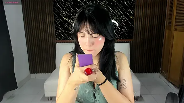Anna17_ on StripChat 