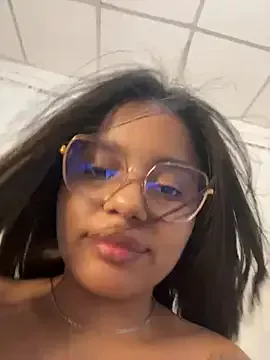 AnnePrince- on StripChat 