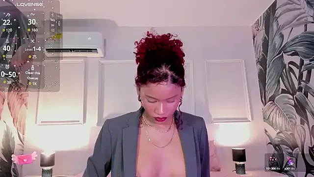 Aprillbrunette — Twerking naked 