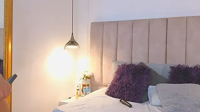 arianaa_miller_ on StripChat 