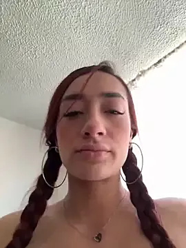 ariiel_ on StripChat 
