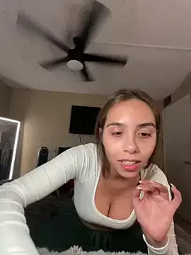 AshSerrao on StripChat 