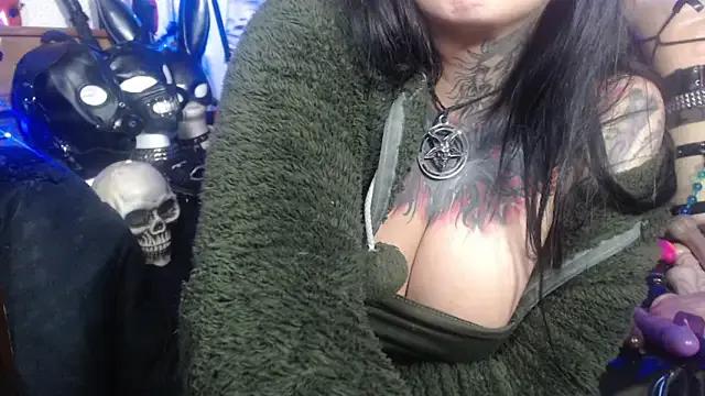 Astartexxx on StripChat 