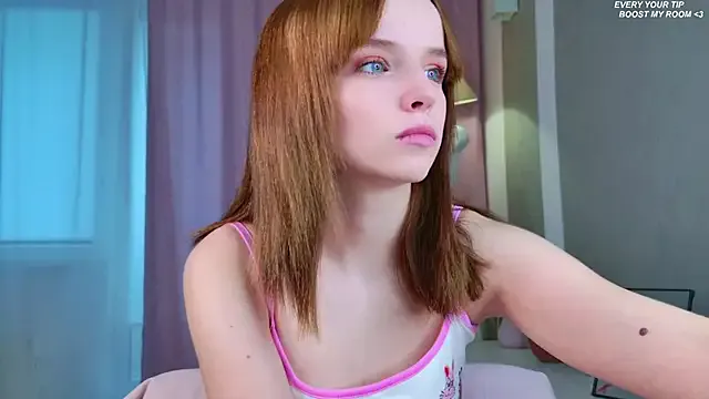 b4by_LoL1 on StripChat 