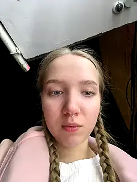 bambi_lu — FINALLY HELLOOOO