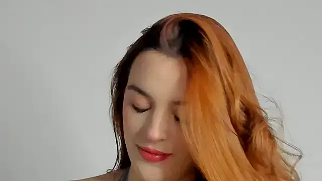 Bellacrox on StripChat