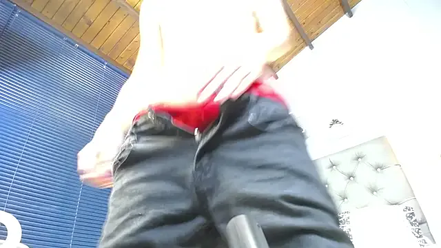 benjamine_bitt — Show hard cock 