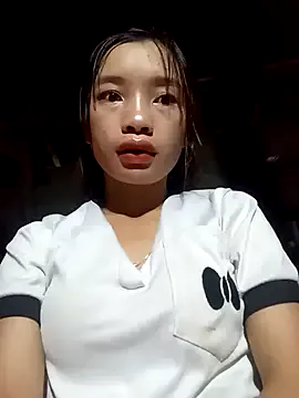 beobeo_2xx — naked