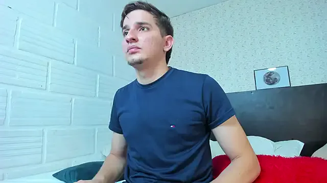 BonnieeAndClyde on StripChat 
