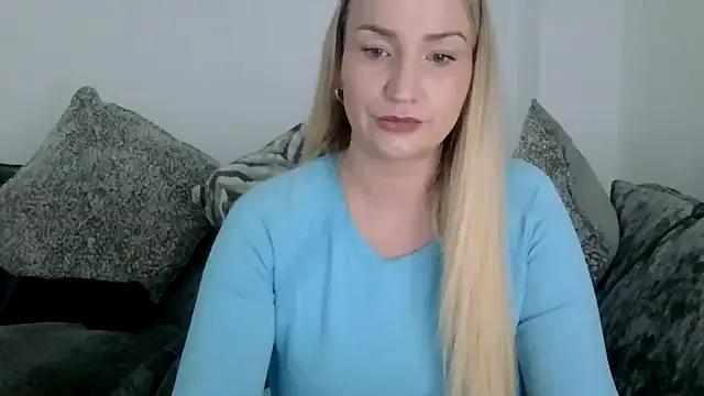 BootyQueenApril on StripChat 