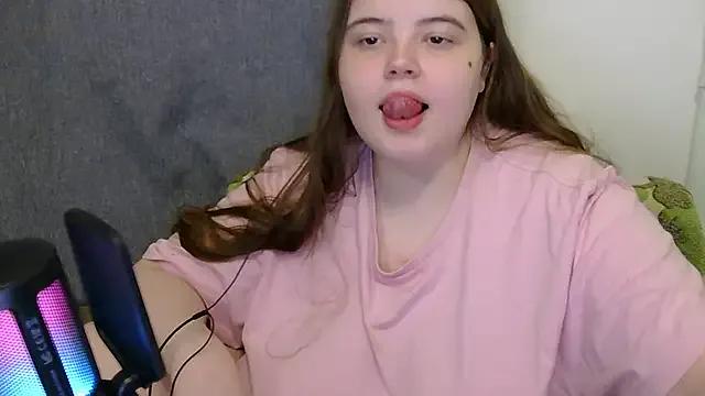 brattyprincessemma — Ride dildo