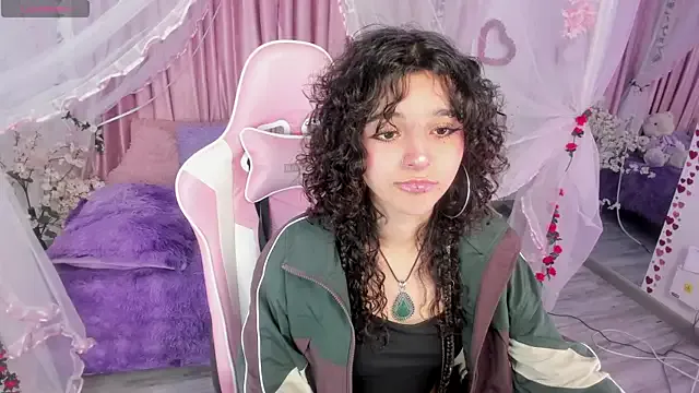 bunny_curly on StripChat 