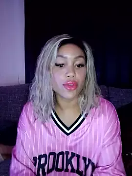 CaramelKady on StripChat 