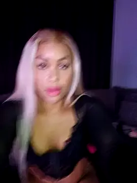 CaramelKady on StripChat 