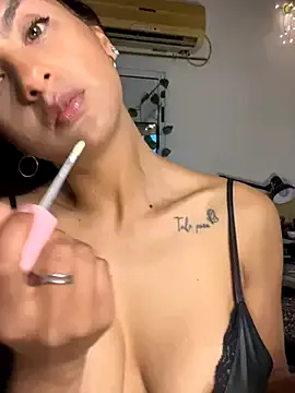 chicachocolate01 on StripChat 