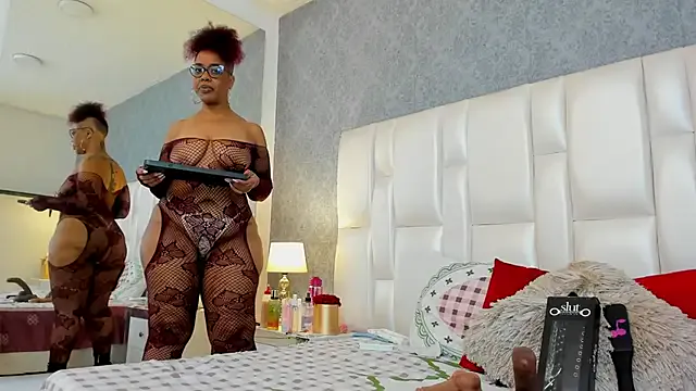 ConnySullivan on StripChat