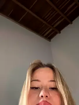 curchez_ on StripChat 